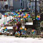 Cataventos Cataventos em frente a Loja