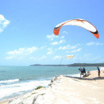 Paragliding no Mirante do Madeiro, em Tibau do Sul Paragliding no Mirante do Madeiro, em Tibau do Sul